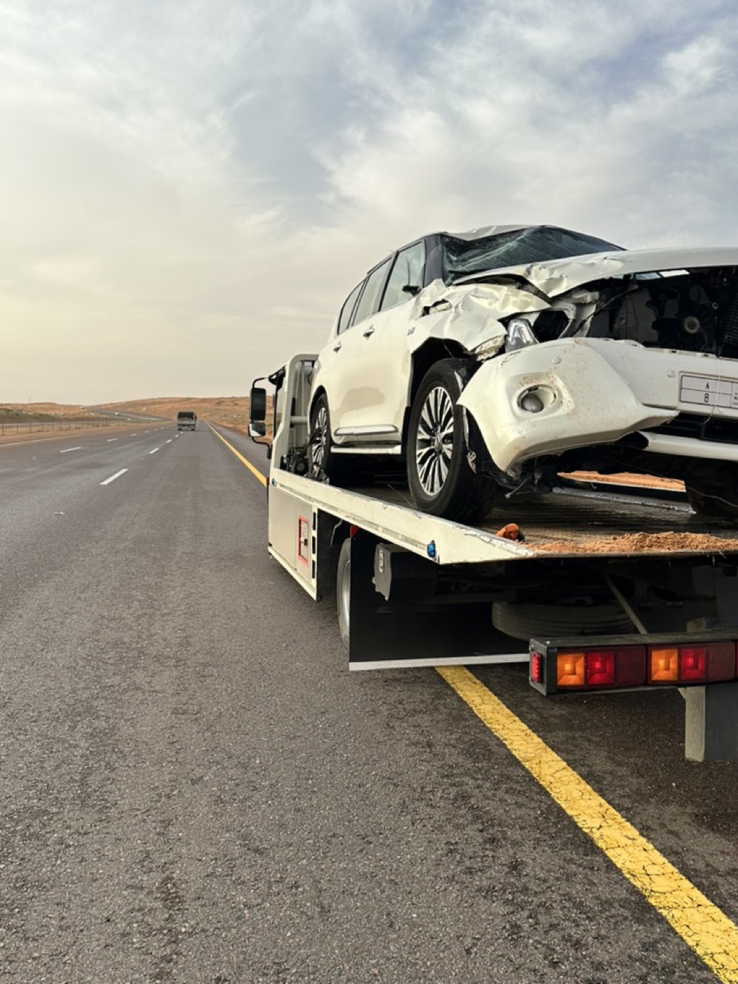 سحب سيارات بعد حادث — حائل